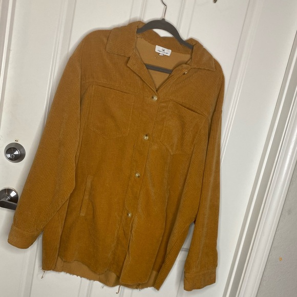 Two Corridored Shackets - Picture 2 of 2